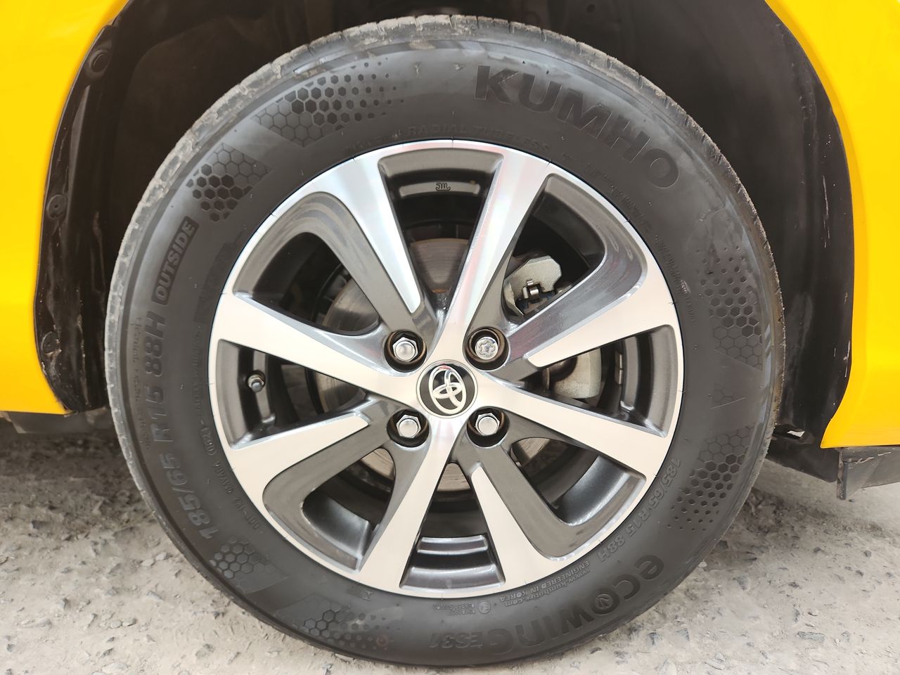 2020 Toyota PRIUS C PRIUS C