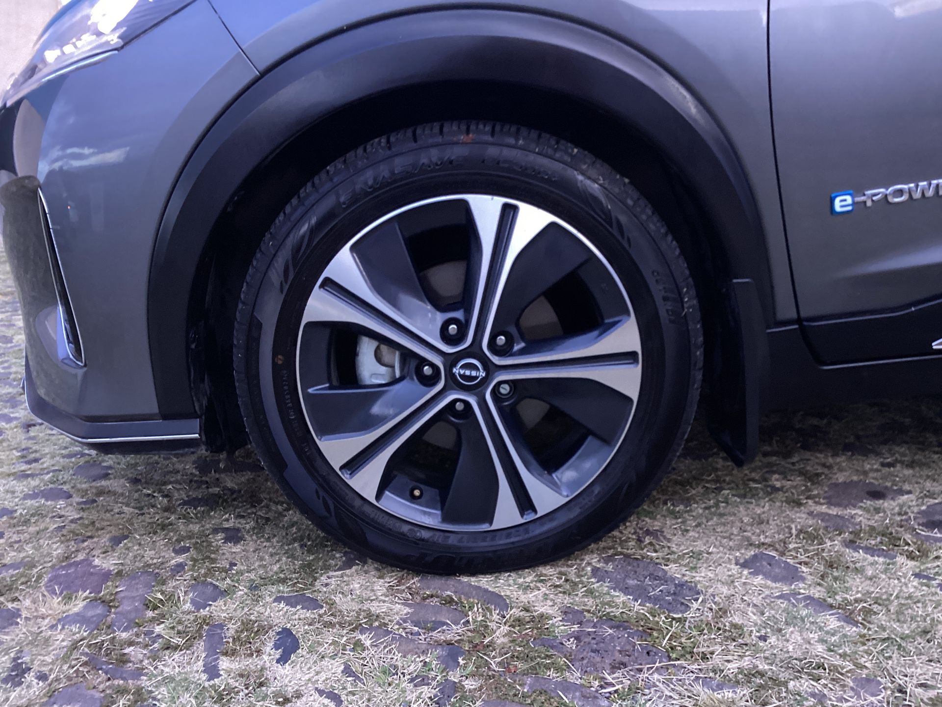 2024 Nissan KICKS PLATINUM E-POWER 24