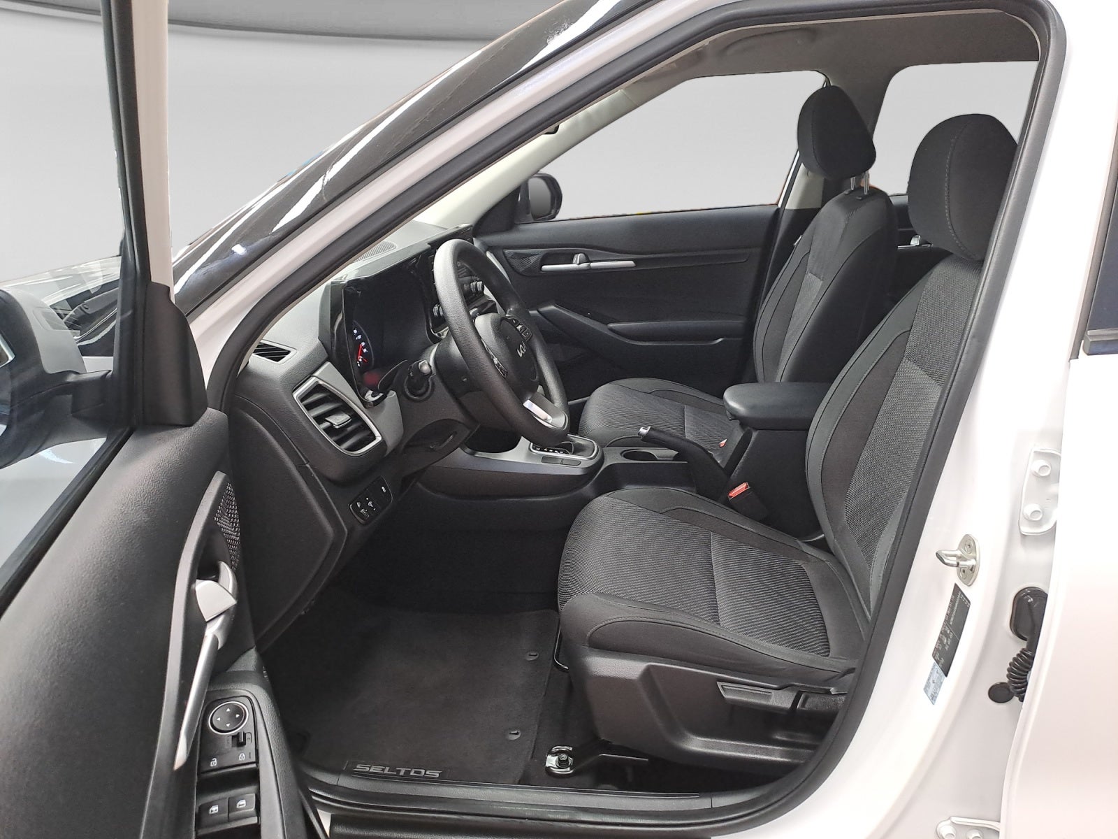 2022 Kia SELTOS EX TA