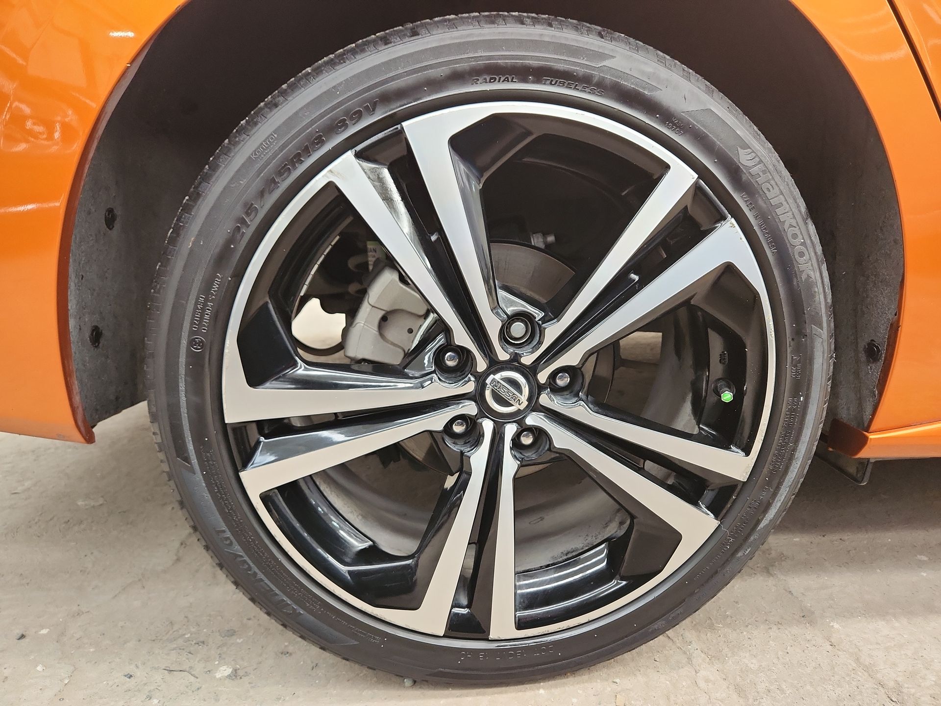 2023 Nissan SENTRA SR CVT 23