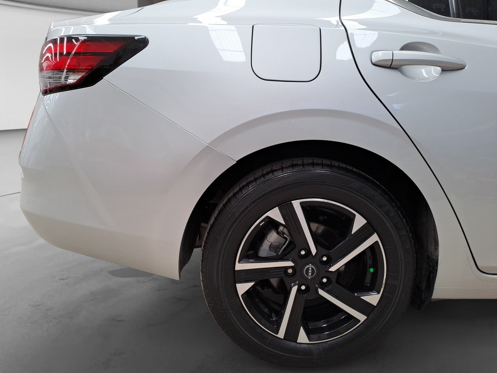 2024 Nissan SENTRA ADVANCE TM 24
