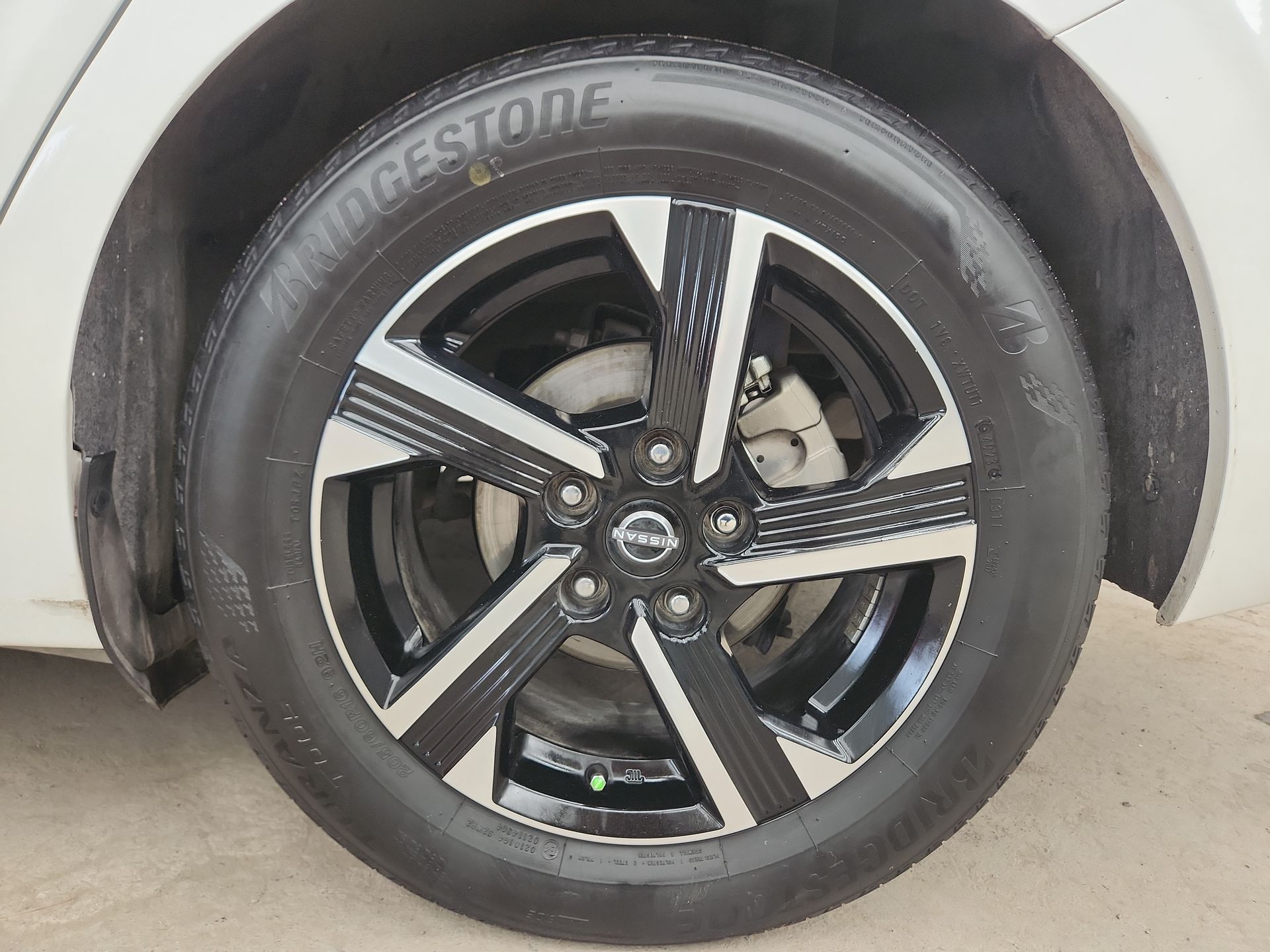 2024 Nissan SENTRA ADVANCE CVT 24