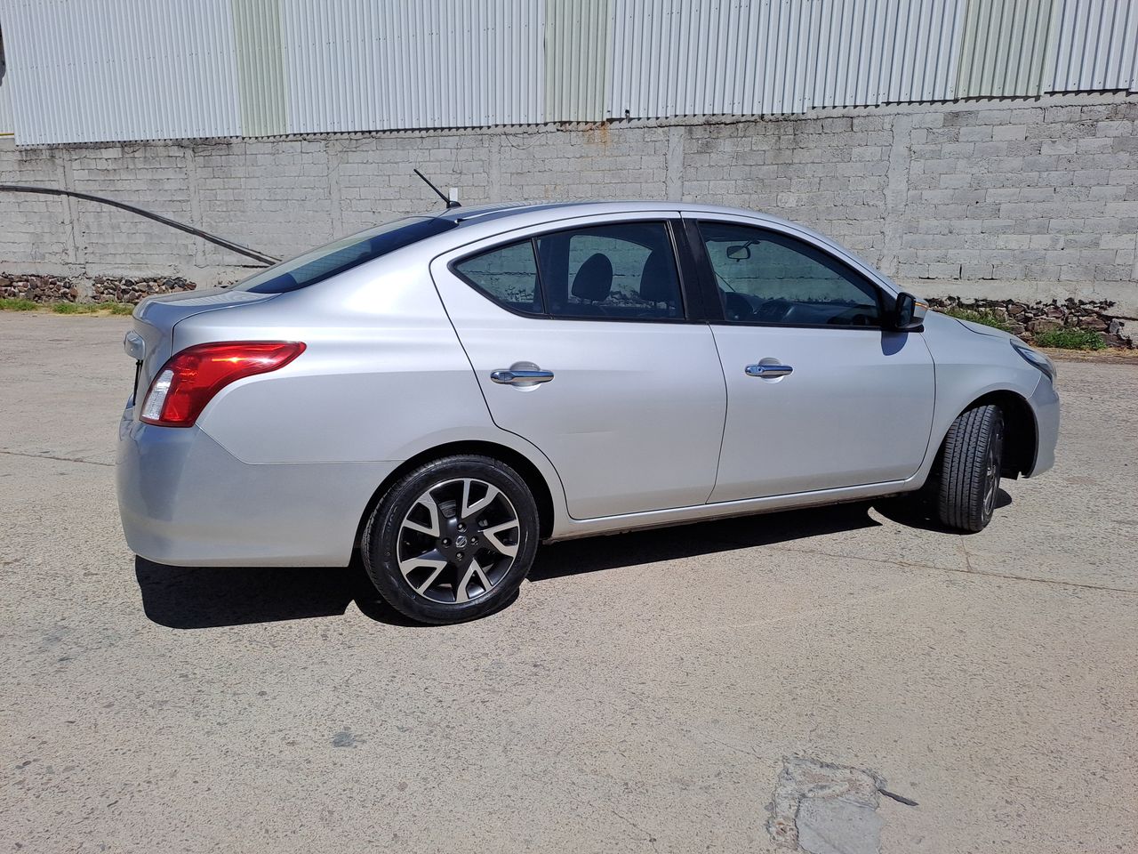 2018 Nissan VERSA EXCLUSIVE NAVI AT AC
