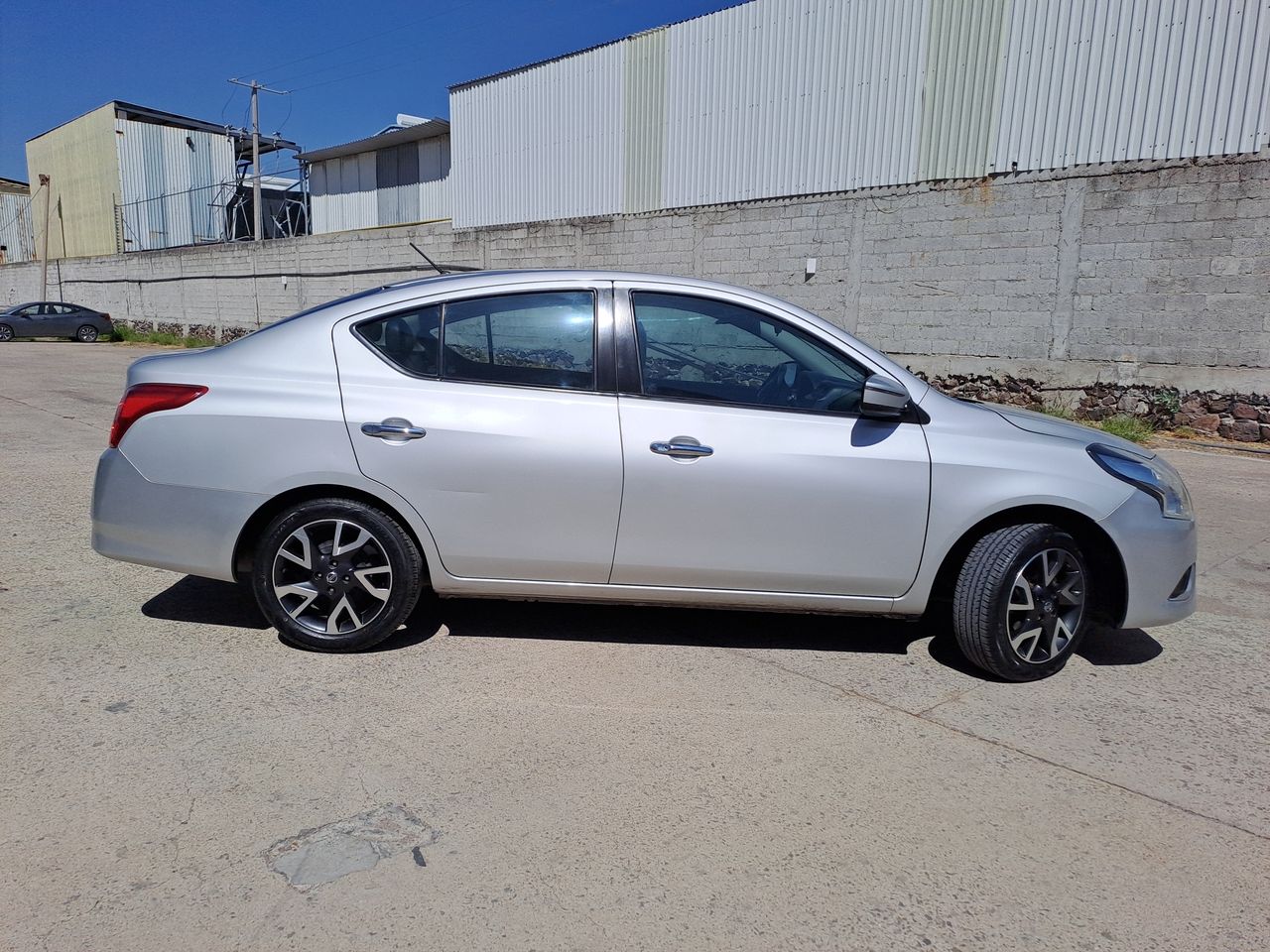 2018 Nissan VERSA EXCLUSIVE NAVI AT AC