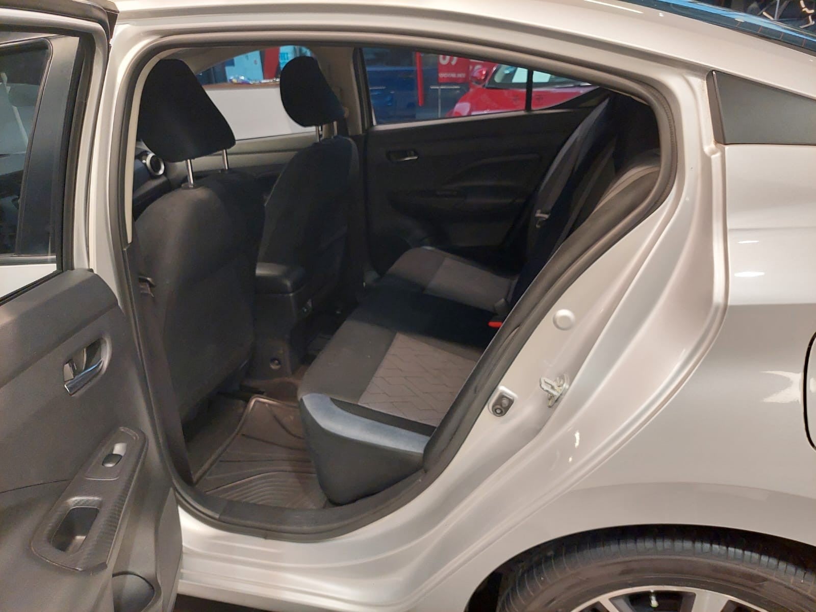 2024 Nissan VERSA ADVANCE CVT 24