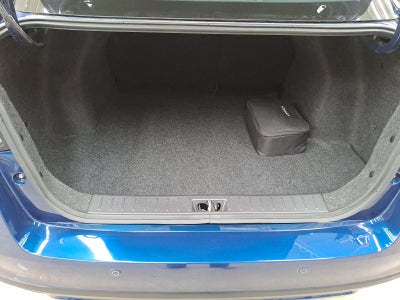 2025 Nissan VERSA ADVANCE CVT 25