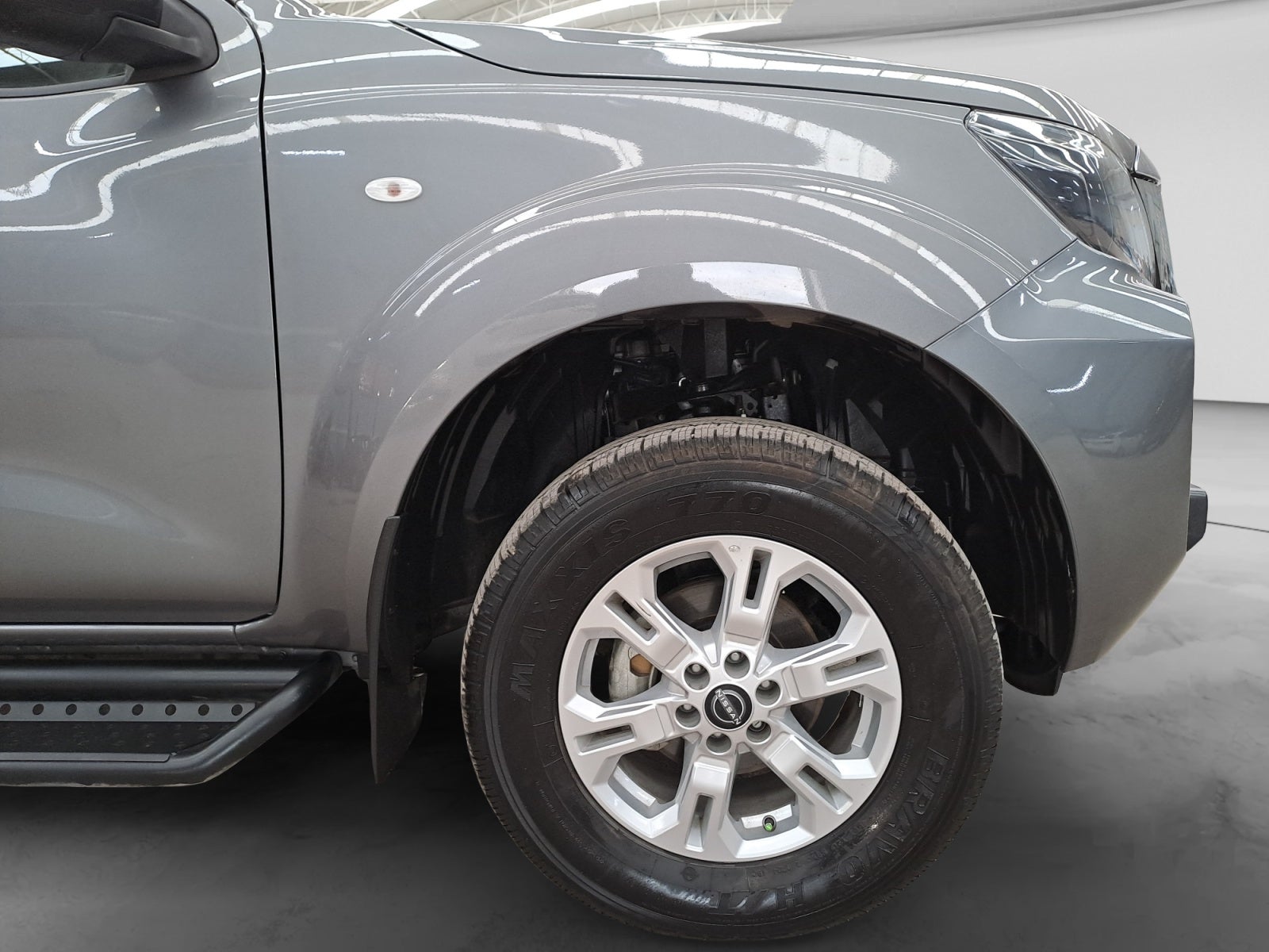 2024 Nissan FRONTIER FRONTIER XE TM 24