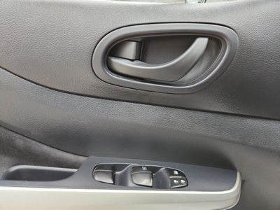 2020 Nissan FRONTIER DOBLE CABINA SE TM AC PAQ SEG 6VEL