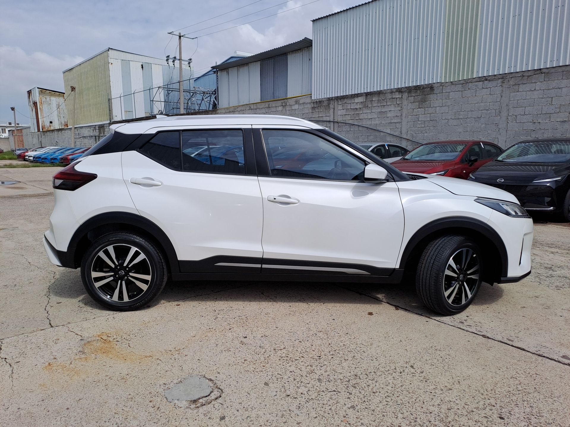 2023 Nissan KICKS ADVANCE 1.6 LTS CVT 23