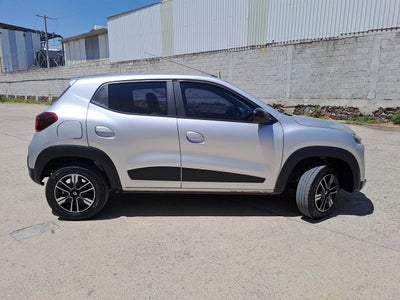 2024 RENAULT KWID ICONIC