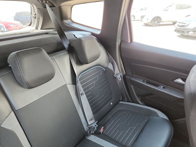 2022 RENAULT DUSTER ICONIC CVT