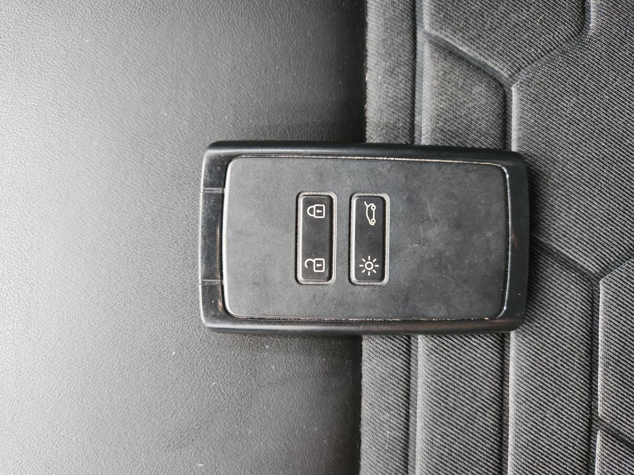 2022 RENAULT DUSTER ICONIC CVT