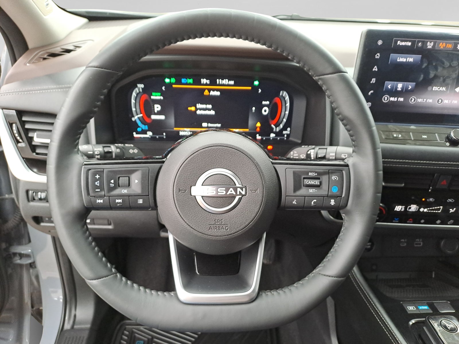 2025 Nissan X-TRAIL PLATINUM E-POWER 2 ROW 25