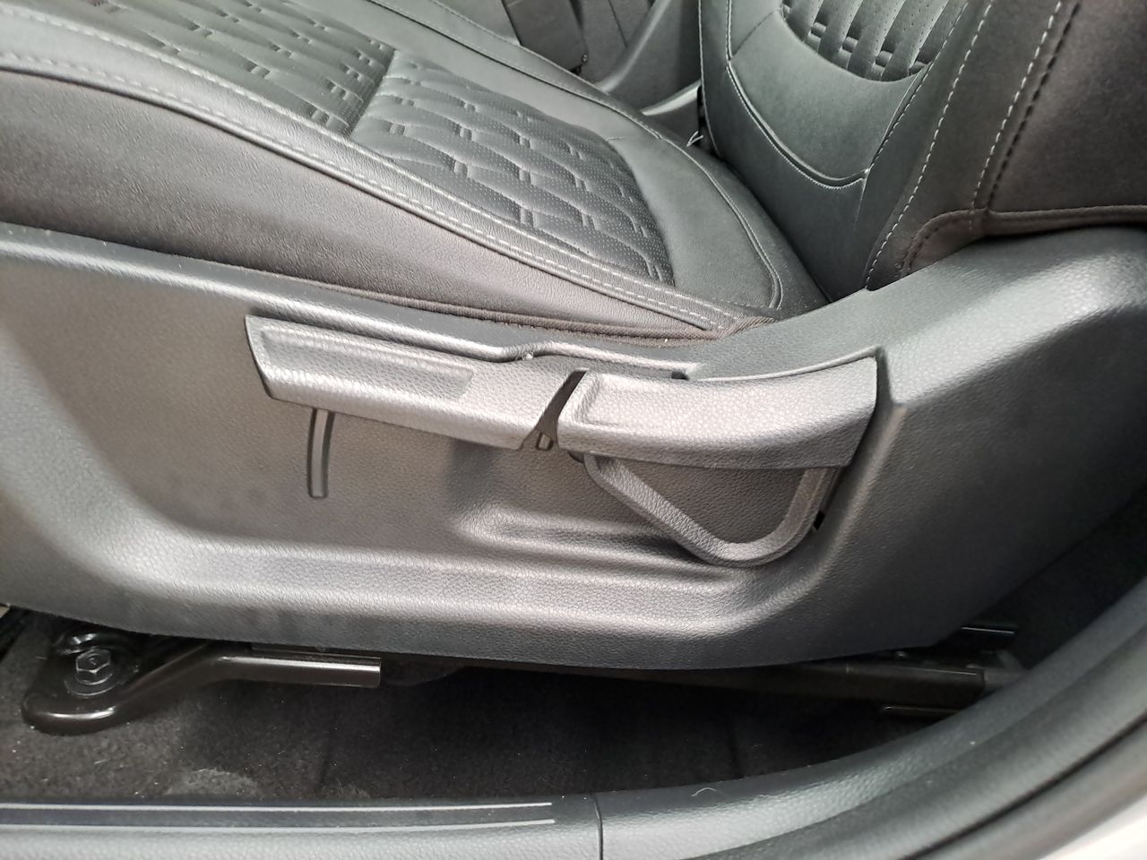2023 Kia SELTOS EX PACK