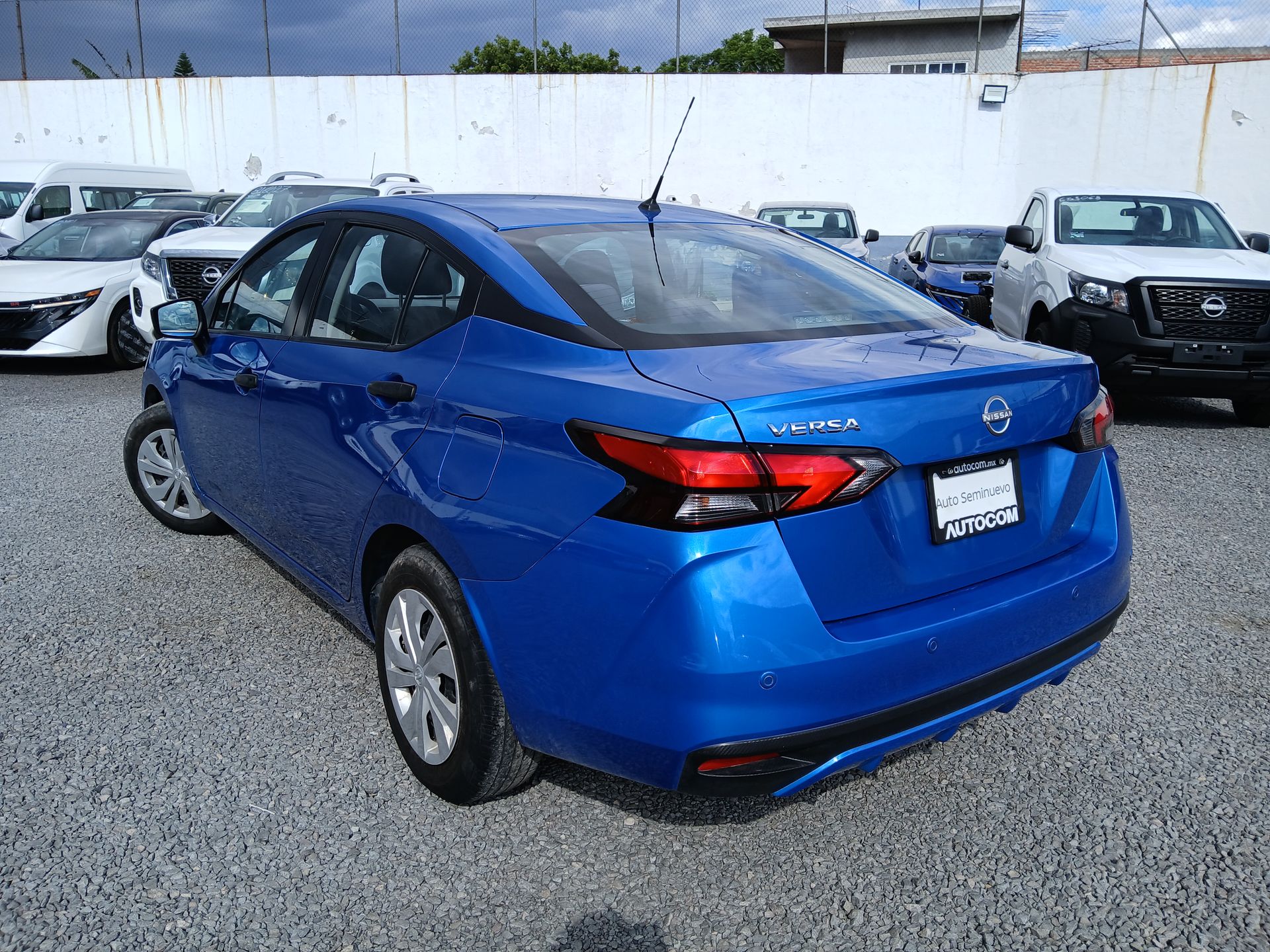 2024 Nissan VERSA VERSA SENSE MT