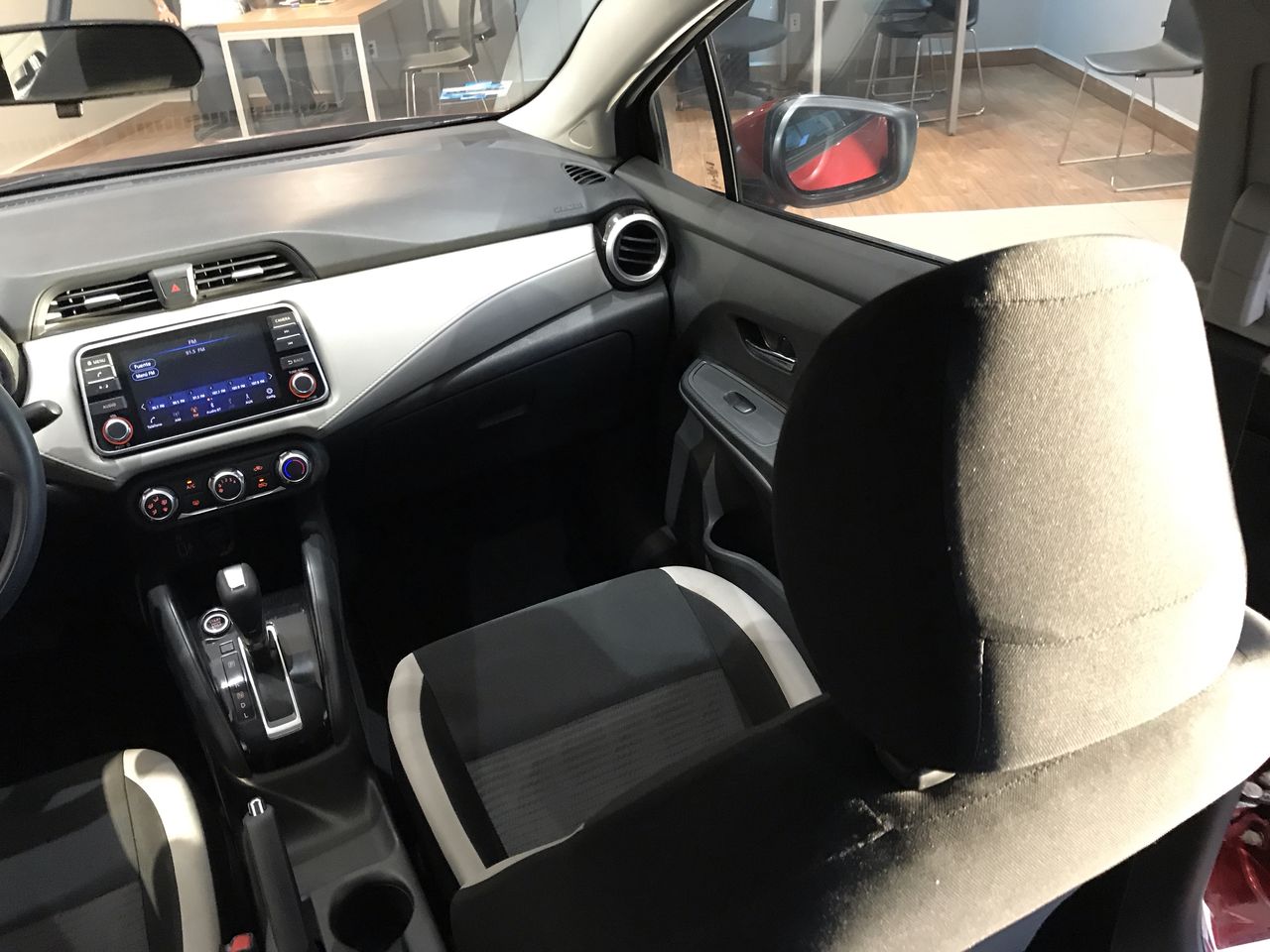 2020 Nissan VERSA ADVANCE CVT