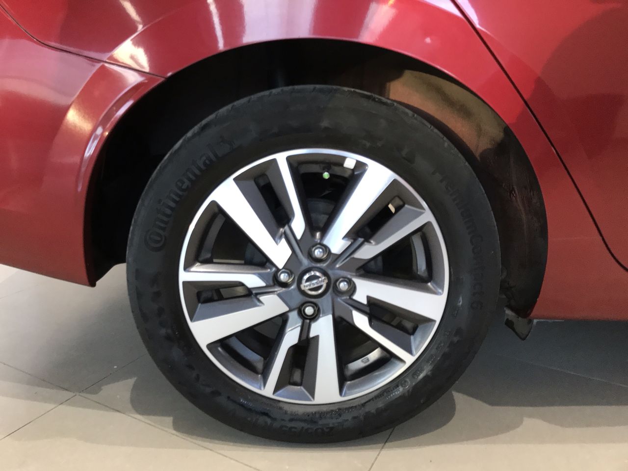 2020 Nissan VERSA ADVANCE CVT