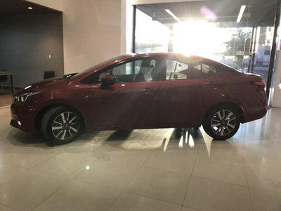 2020 Nissan VERSA ADVANCE CVT