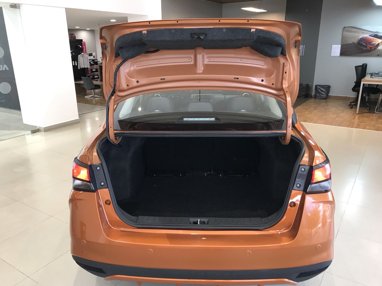 2024 Nissan VERSA ADVANCE CVT 24