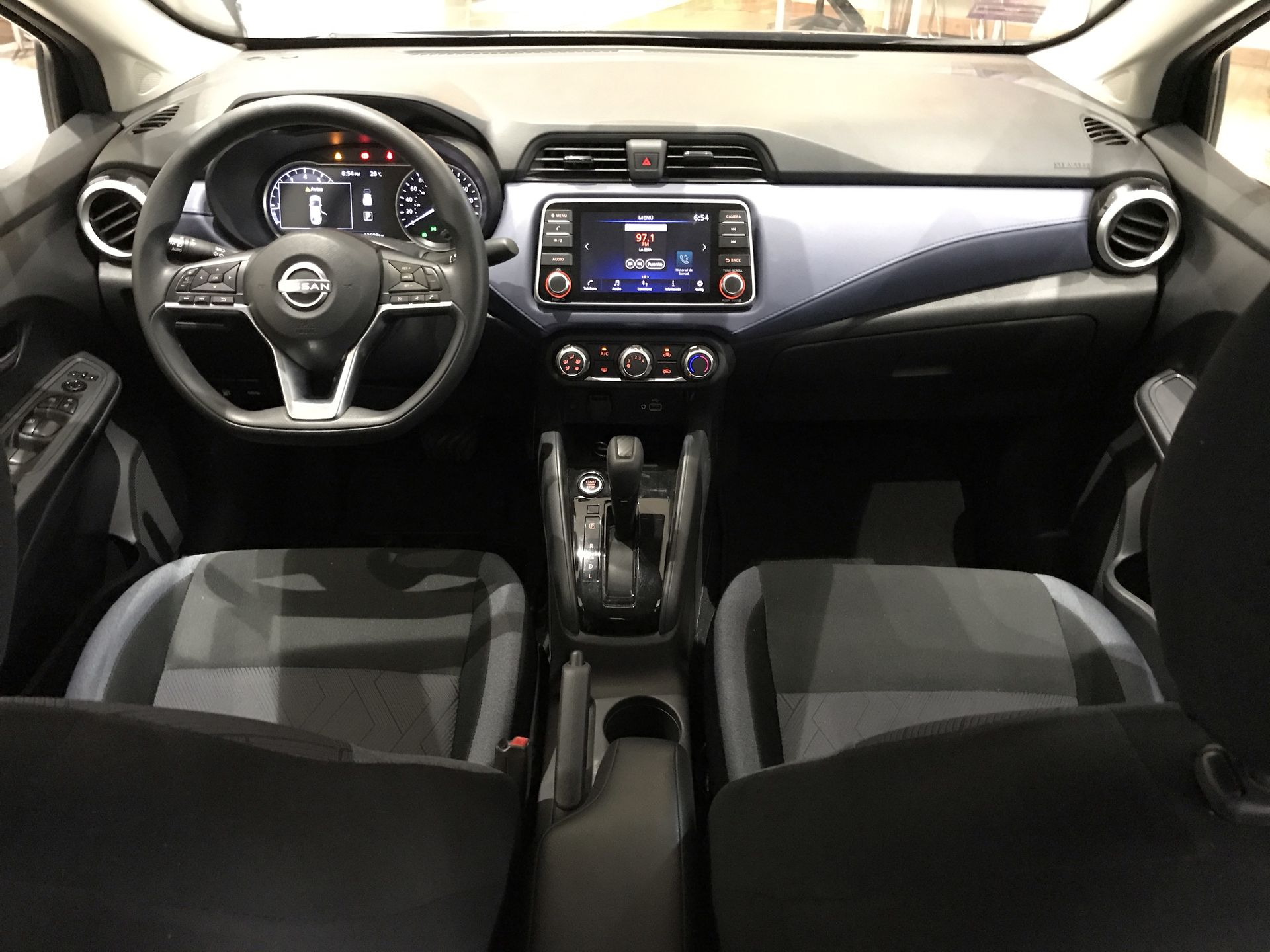 2024 Nissan VERSA ADVANCE CVT 24