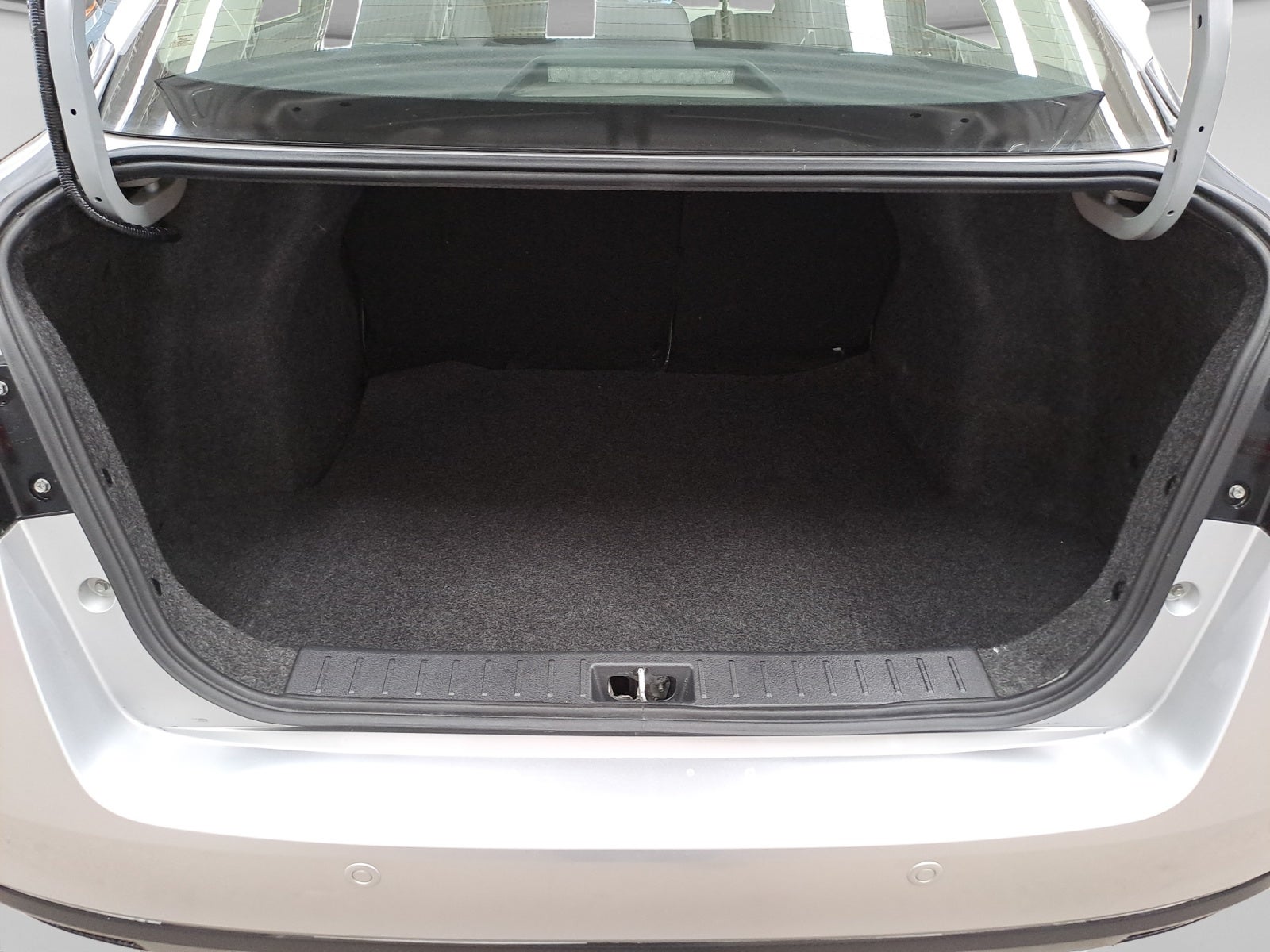 2021 Nissan VERSA ADVANCE MT 21