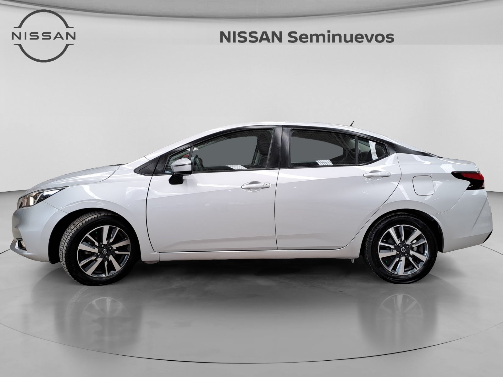 2021 Nissan VERSA ADVANCE MT 21