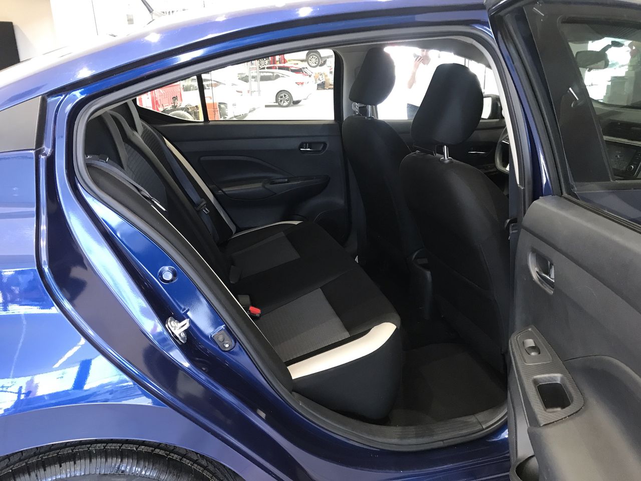 2021 Nissan VERSA ADVANCE CVT 21