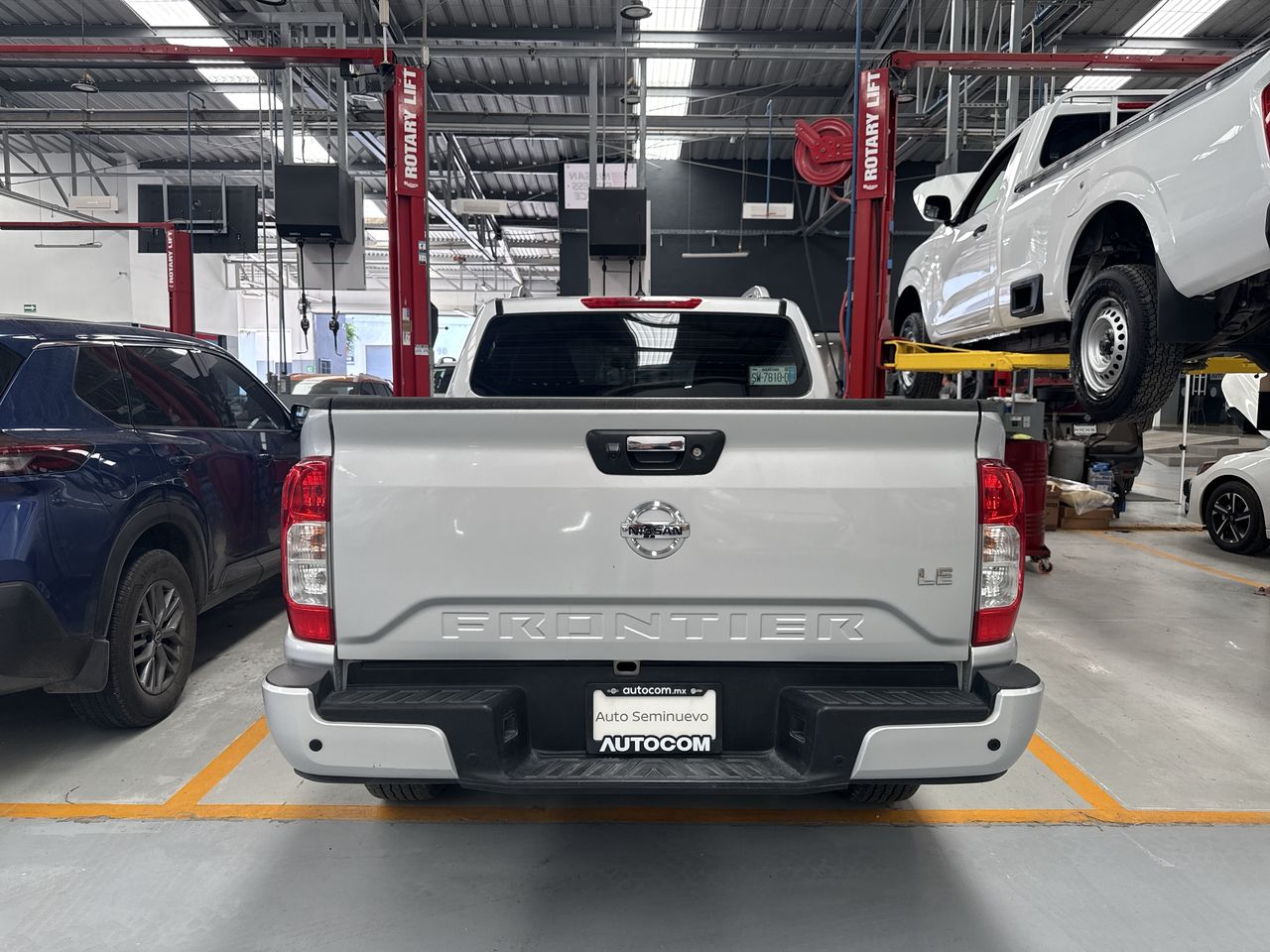 2021 Nissan FRONTIER LE TA 21