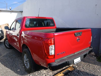 2020 Nissan NP300 DOBLE CABINA DOBLE CABINA SE TM AC PAQ SEG 6VEL