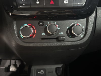 2023 RENAULT KWID OUTSIDER
