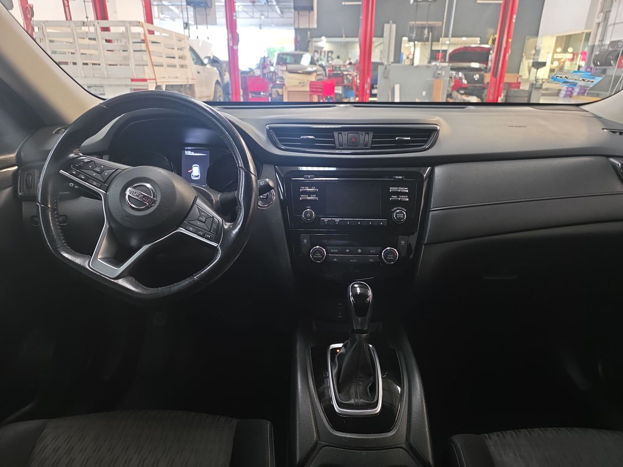 2018 Nissan X-TRAIL ADVANCE 2 ROW