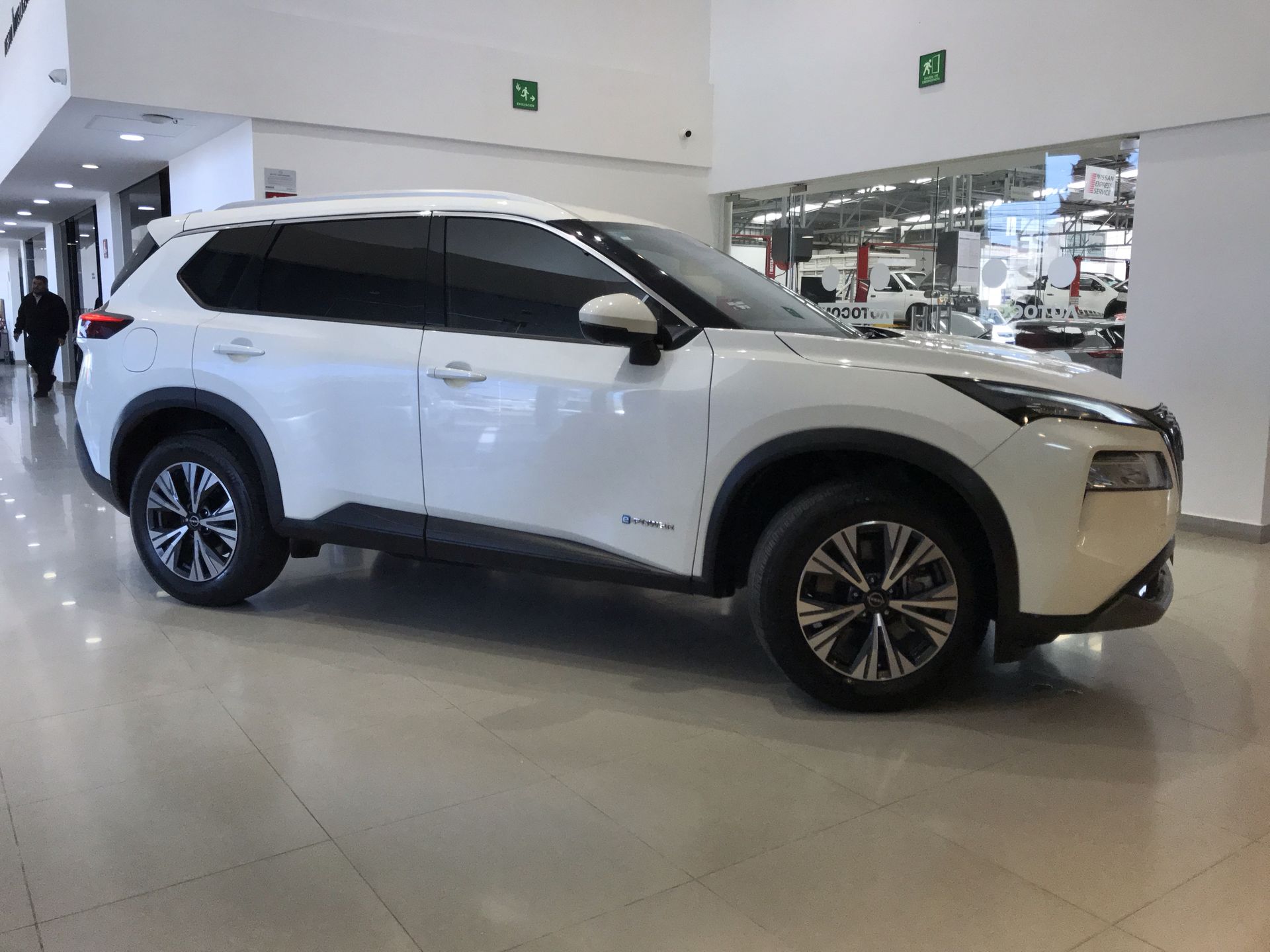 2025 Nissan X-TRAIL EXCLUSIVE E-POWER 2 ROW 25