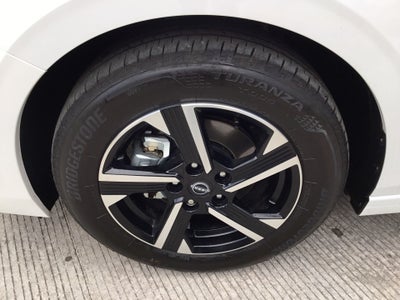 2025 Nissan SENTRA SENTRA ADVANCE T/M