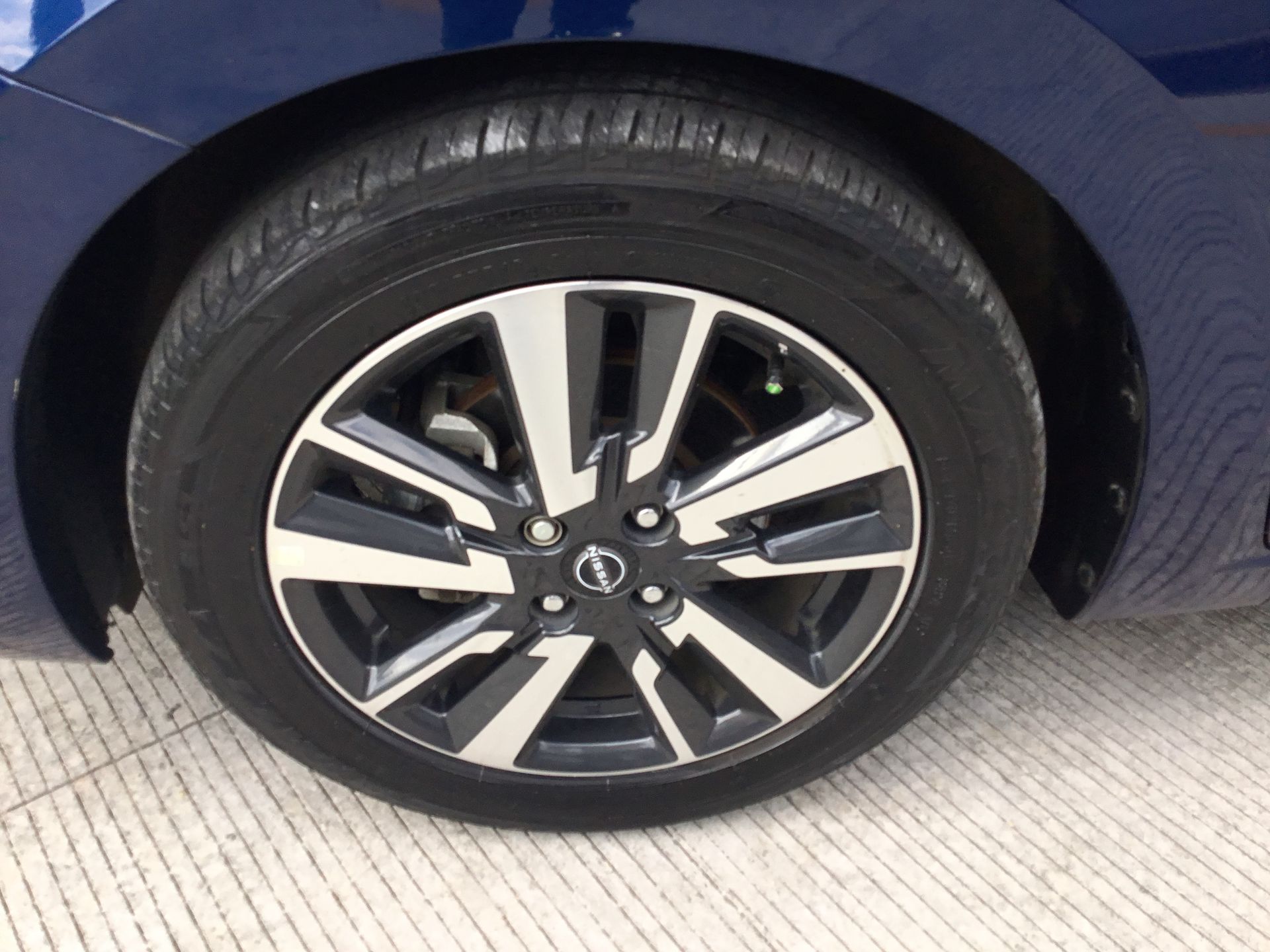 2024 Nissan VERSA ADVANCE CVT 24