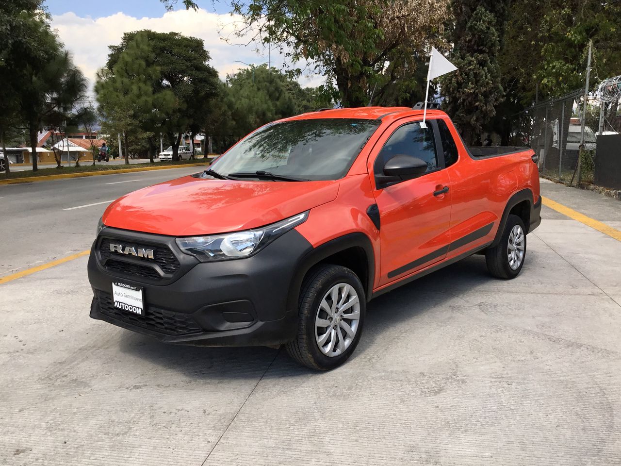 2021 RAM 700 SLT REGULAR CAB