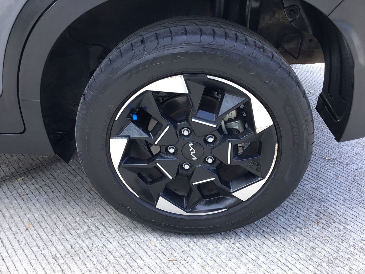 2024 Kia SONET LX MT