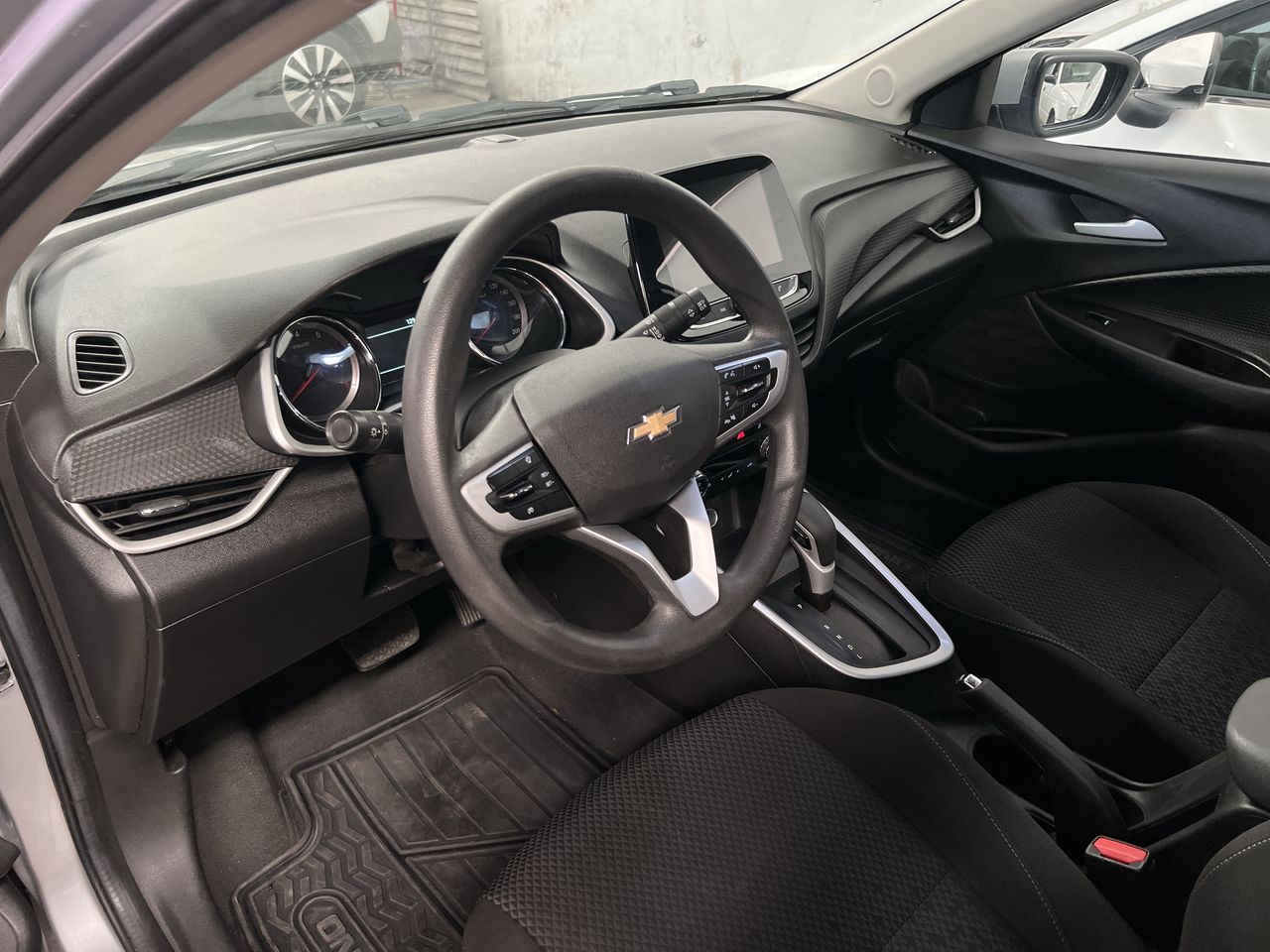 2022 Chevrolet ONIX LT D