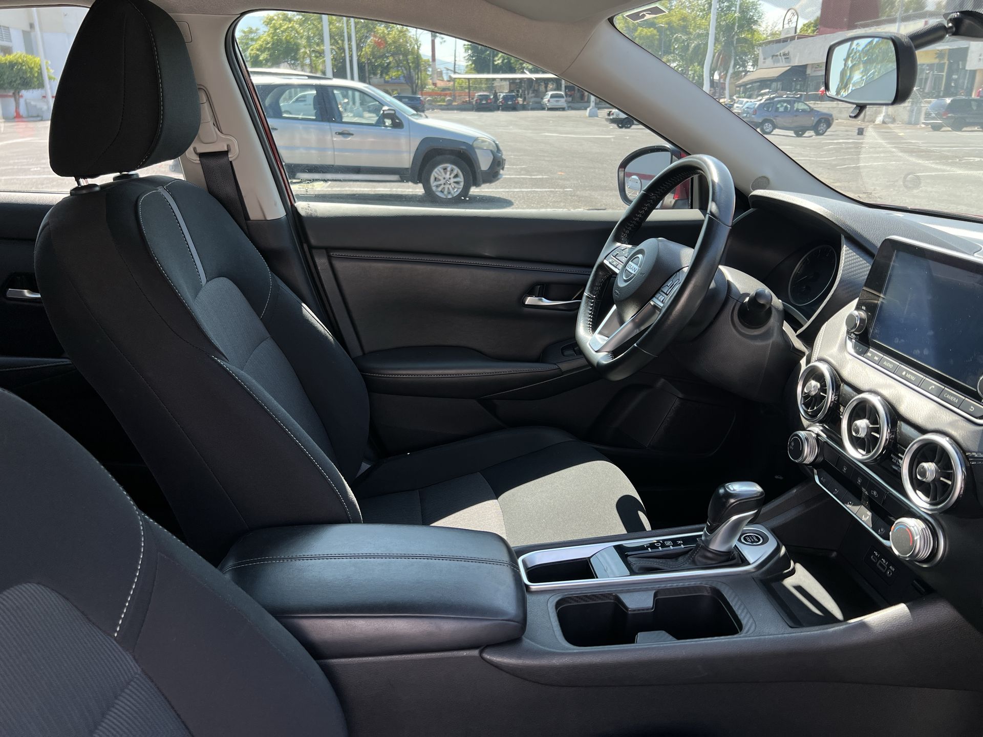 2023 Nissan SENTRA ADVANCE CVT 23