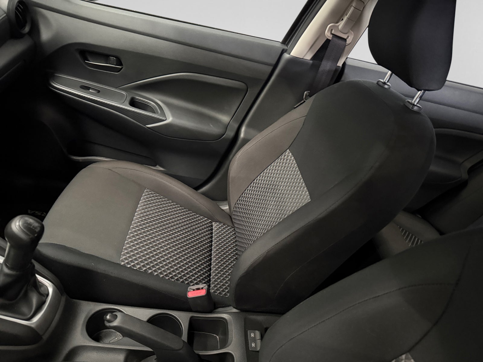 2024 Nissan VERSA SENSE MT 24