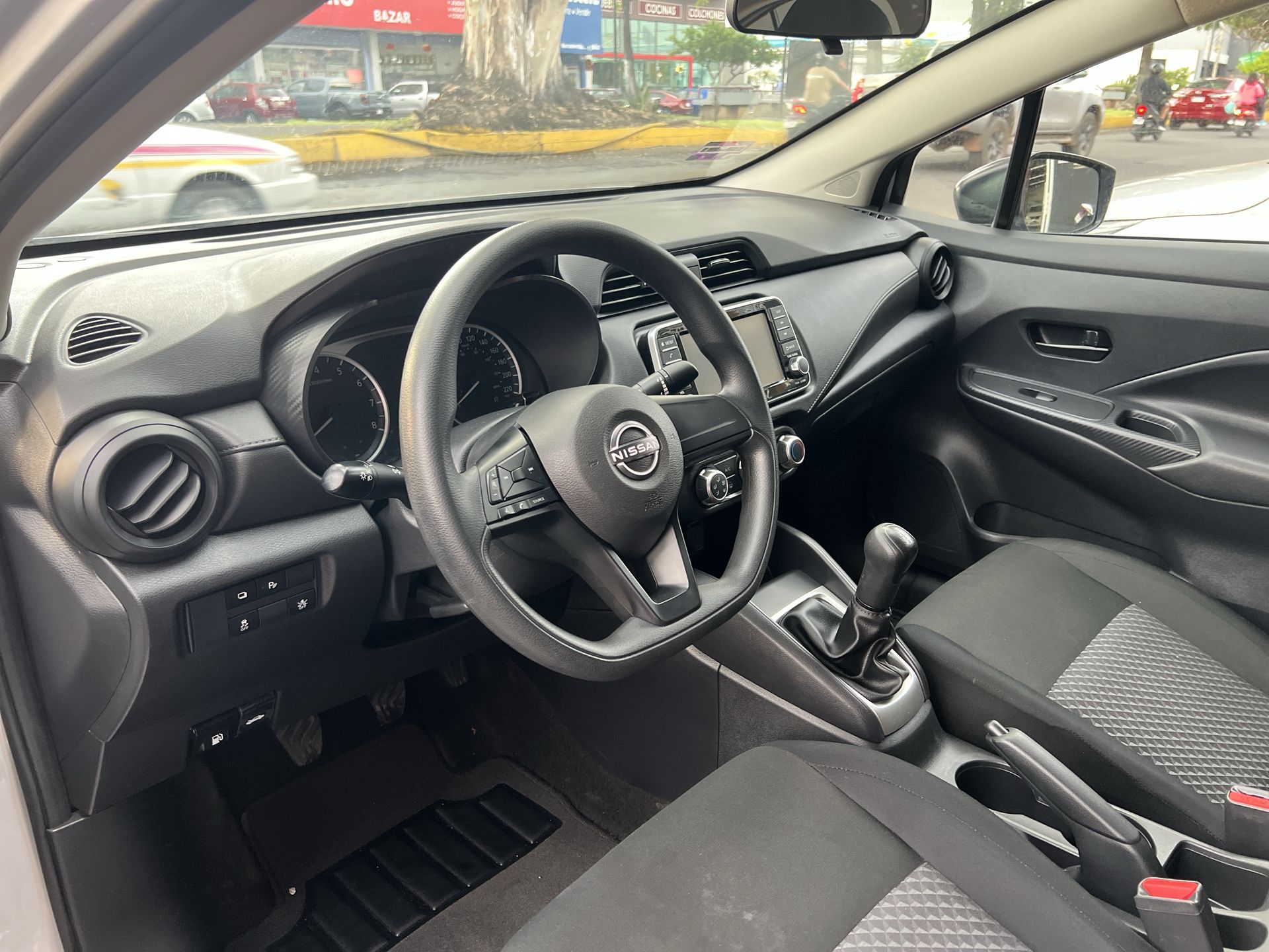 2024 Nissan VERSA SENSE MT 24