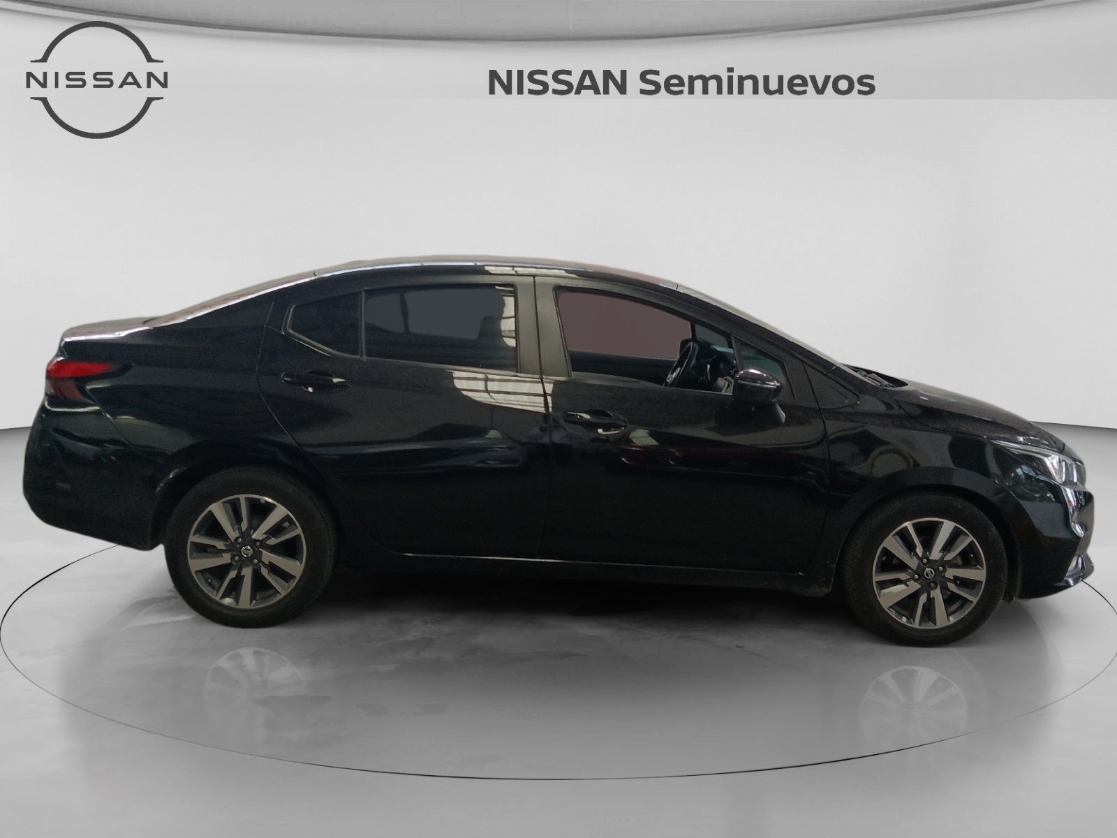 2020 Nissan VERSA ADVANCE CVT