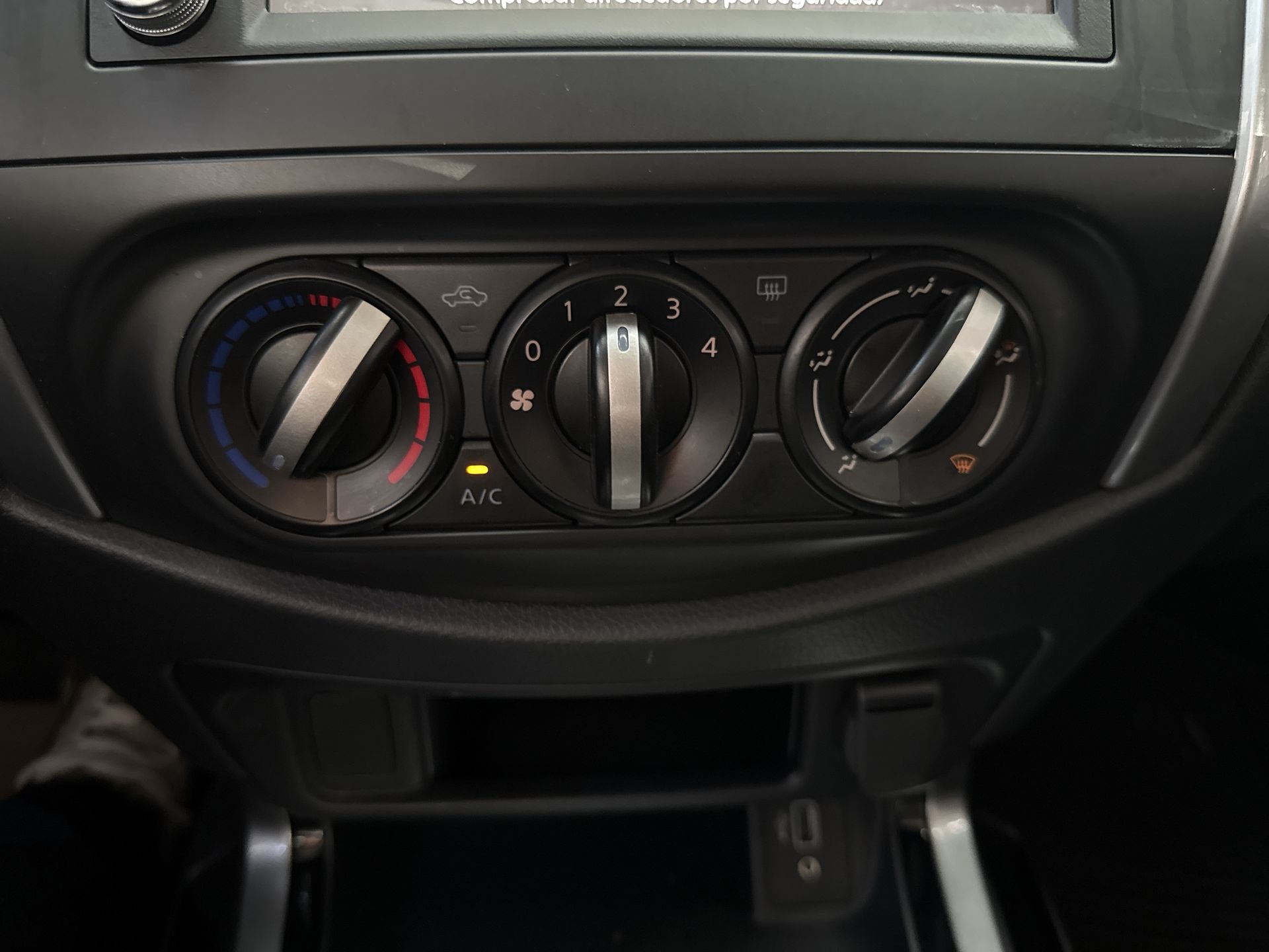 2023 Nissan FRONTIER FRONTIER LE TA