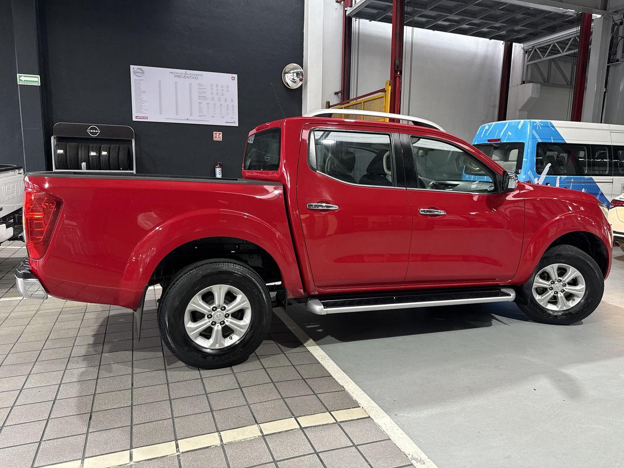 2020 Nissan FRONTIER LE TM AC