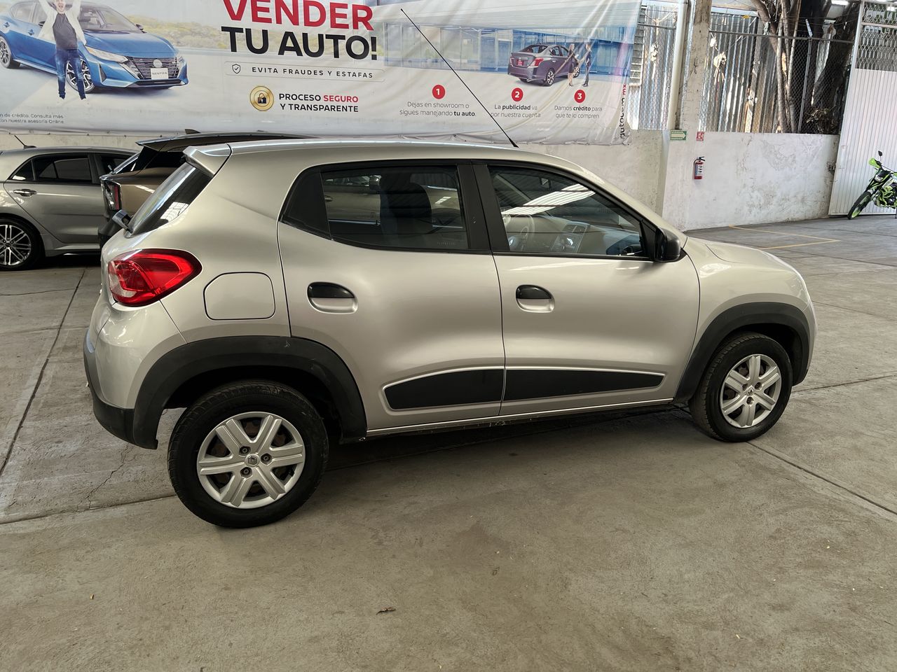 2020 RENAULT KWID INTENS