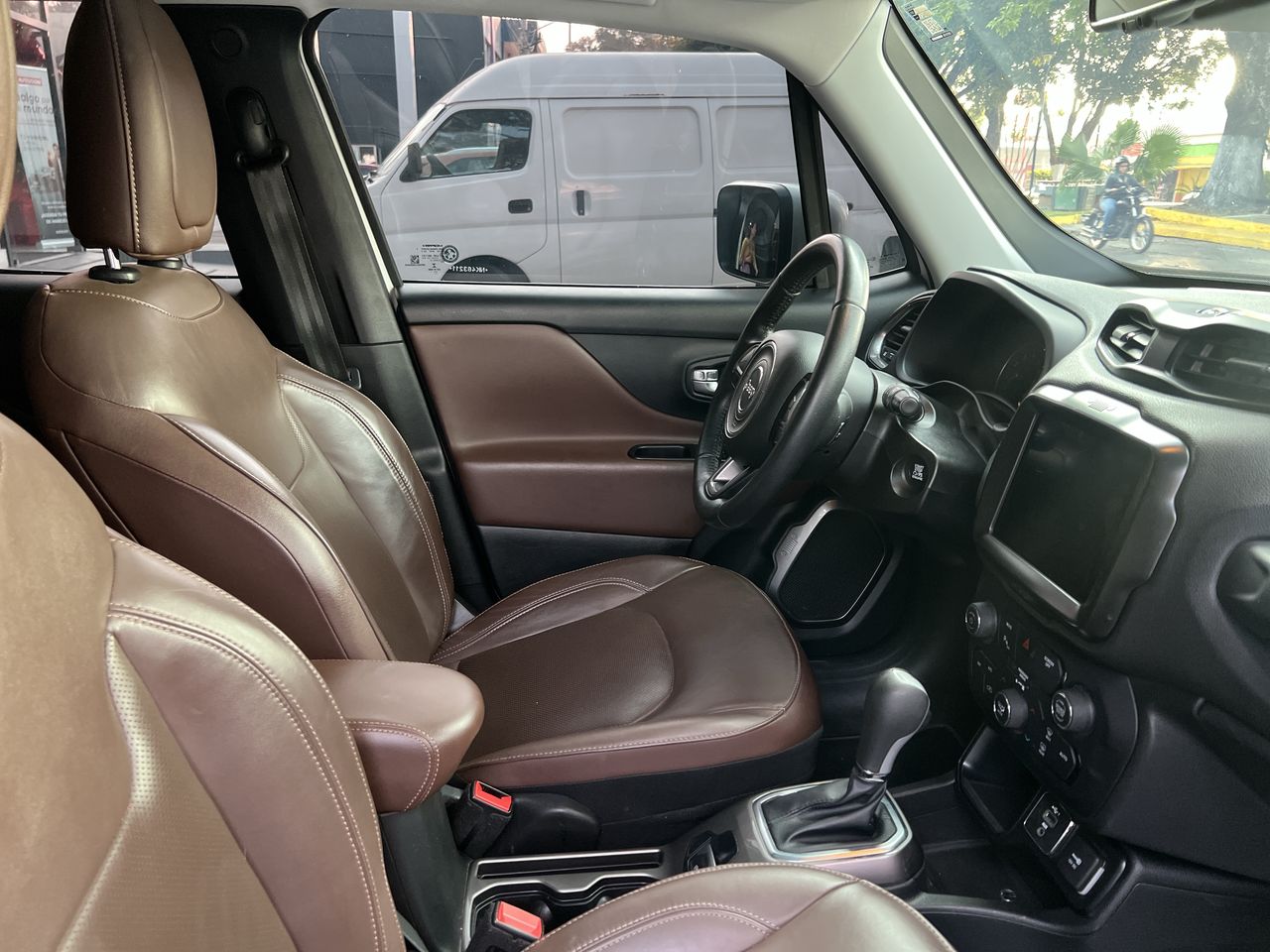 2022 Jeep RENEGADE LIMITED