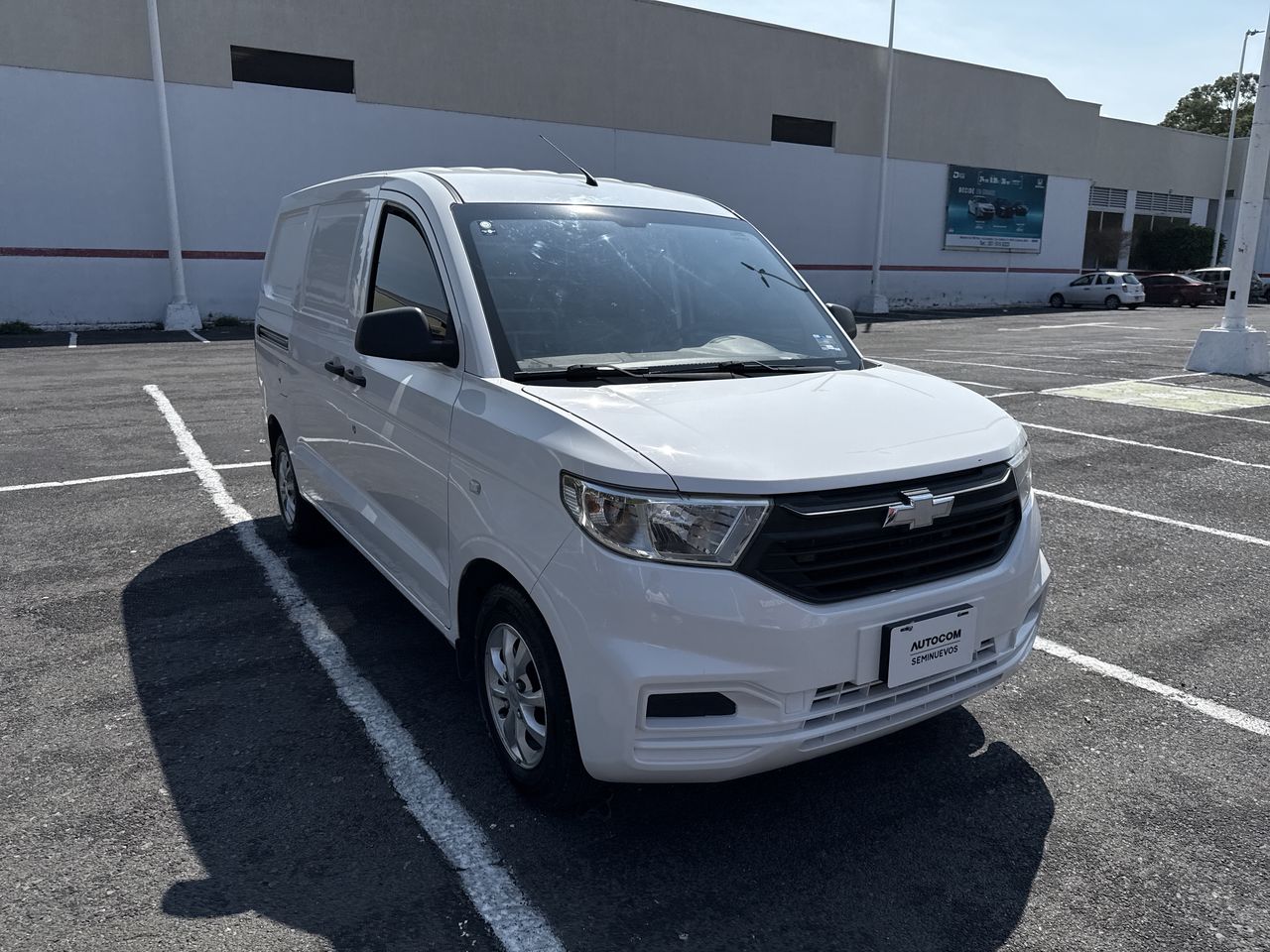 2023 Chevrolet TORNADO VAN LS B