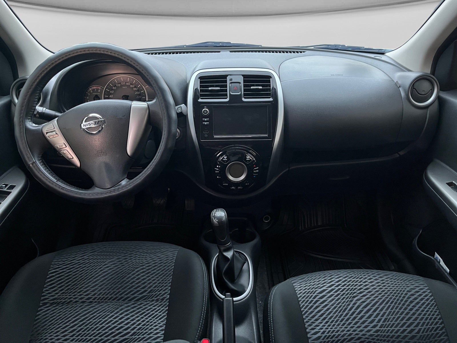 2020 Nissan MARCH SR TM NAVI