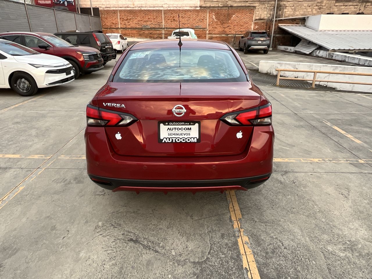 2020 Nissan VERSA ADVANCE MT
