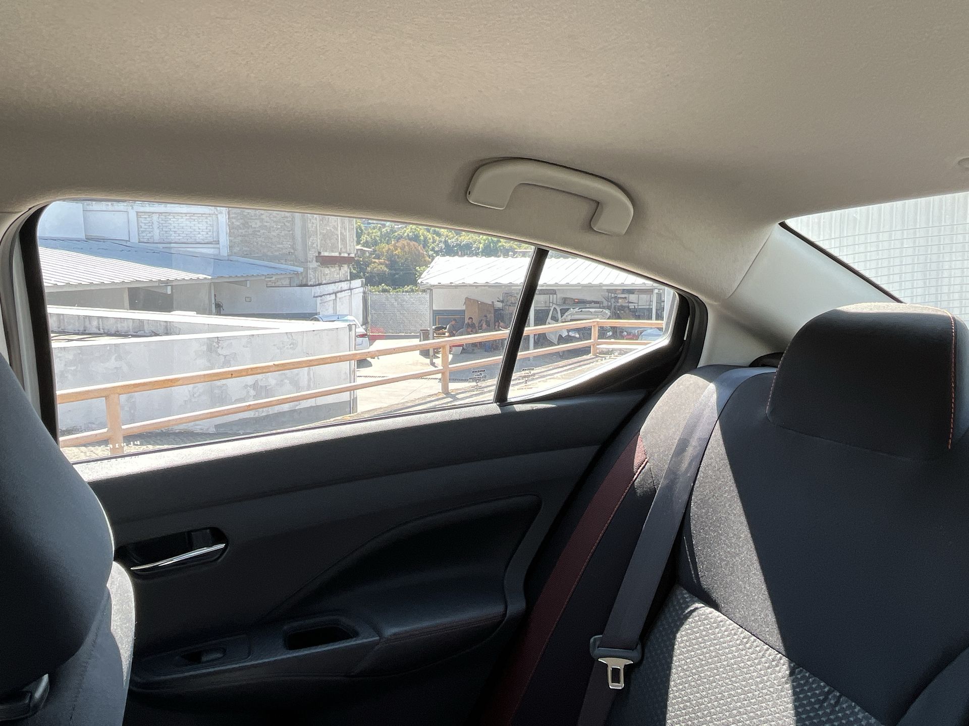 2023 Nissan VERSA SR CVT 23