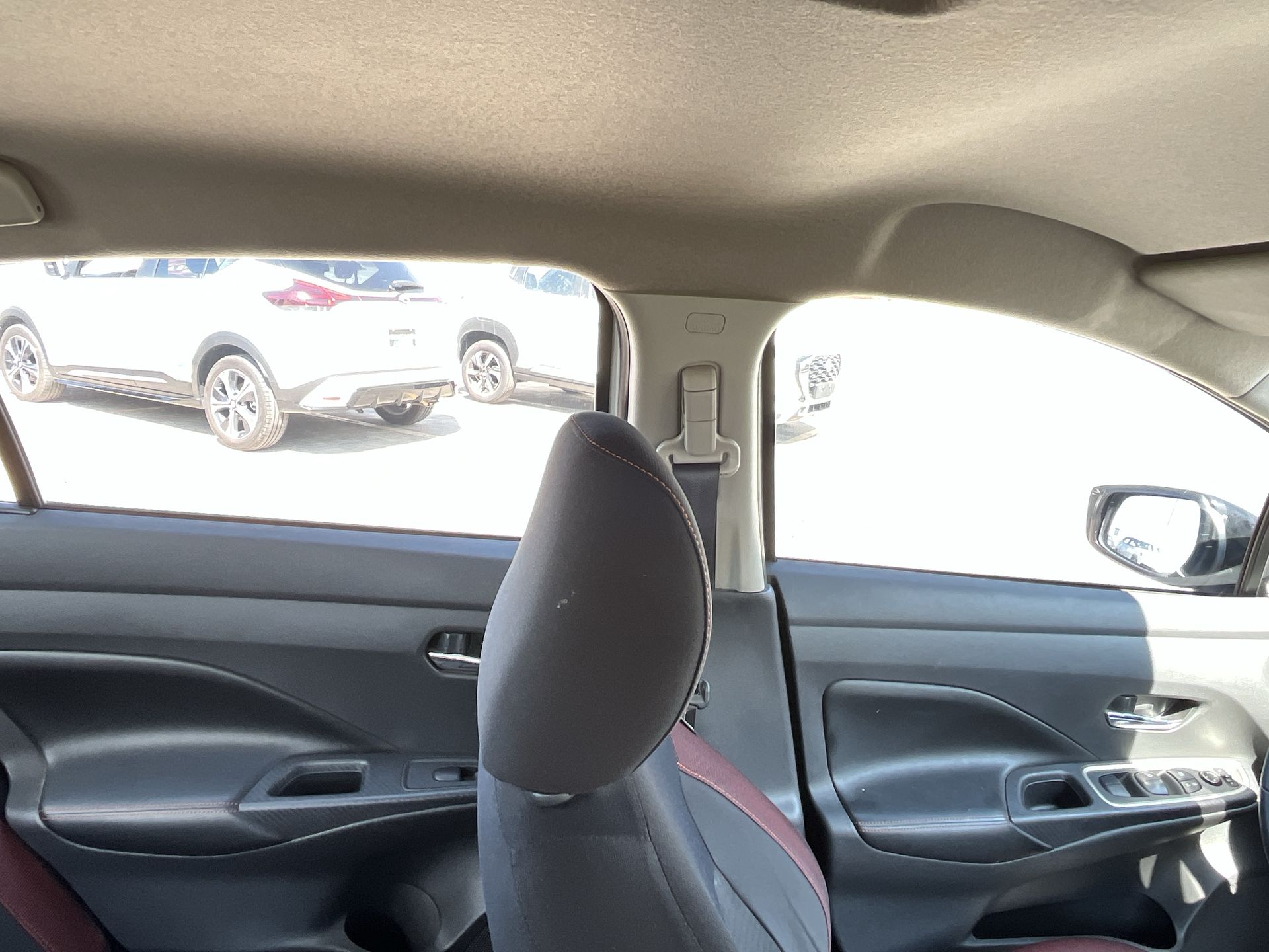 2023 Nissan VERSA SR CVT 23